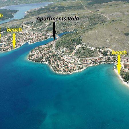 Apartments Vala Zaboric - With Boat Mooring Bagian luar foto