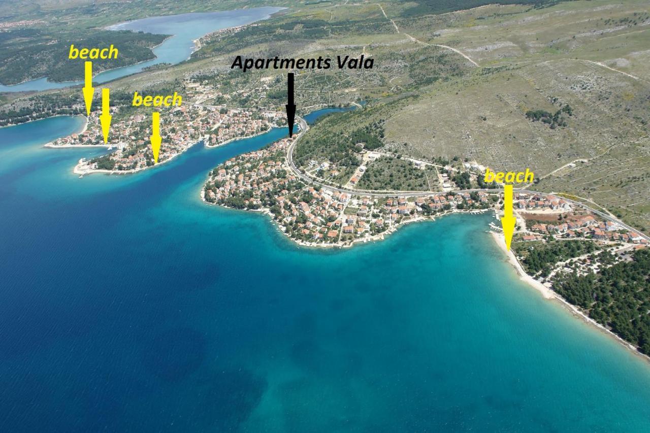 Apartments Vala Zaboric - With Boat Mooring Bagian luar foto